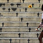 Mortes violentas caem 8,2% no país em 2025; feminicídios aumentam 4%
